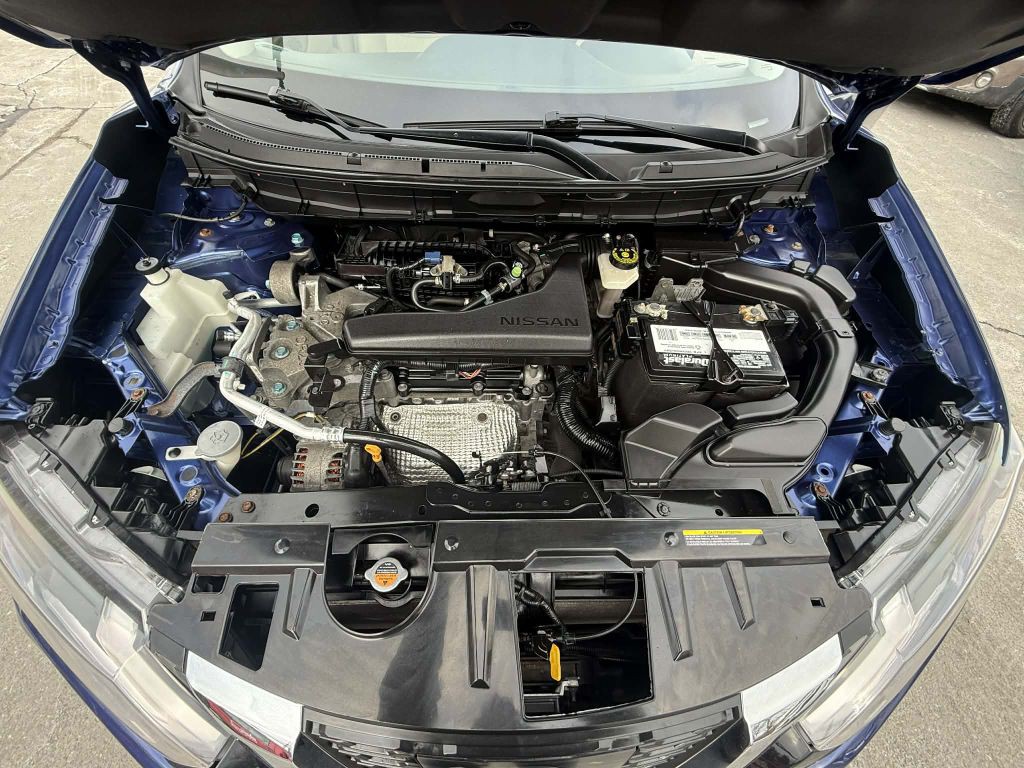 2017 Nissan Rogue Image 25