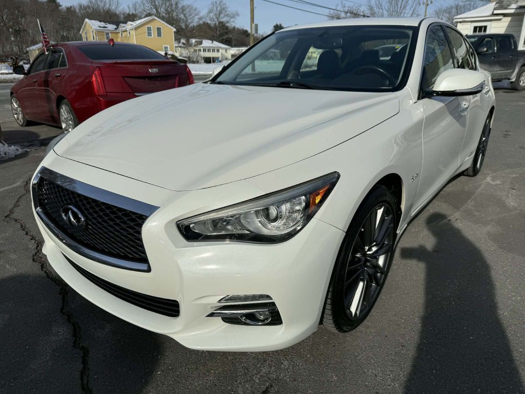 2016 INFINITI Q50 Image 3