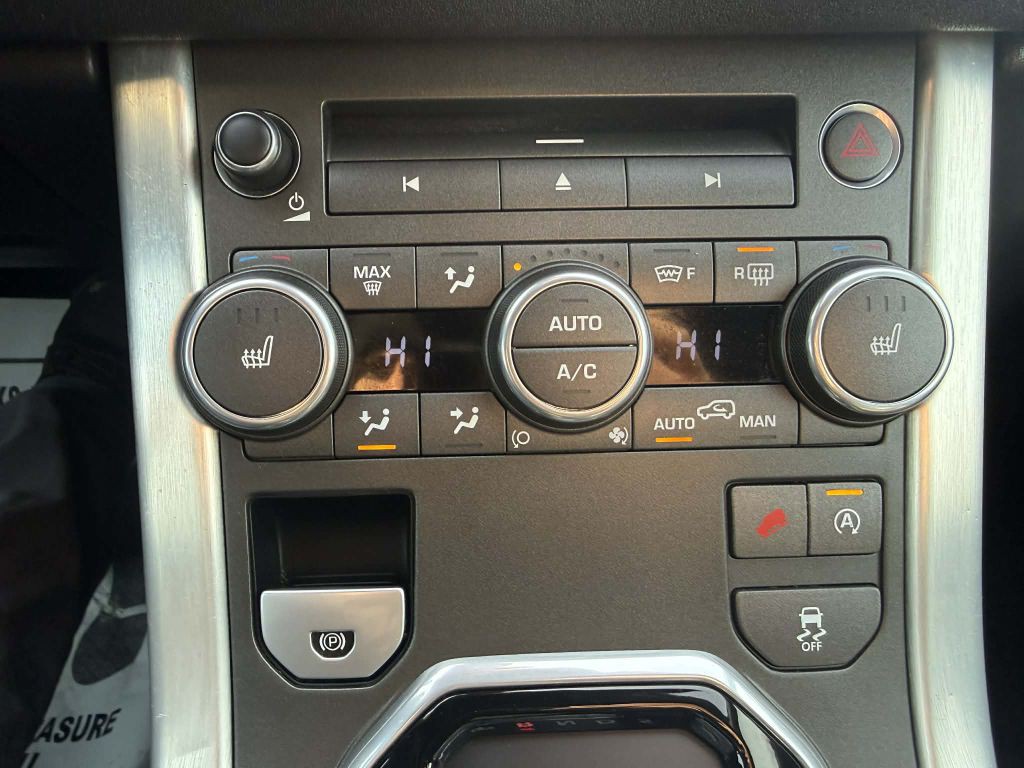 2016 Land Rover Range Rover Evoque Image 17