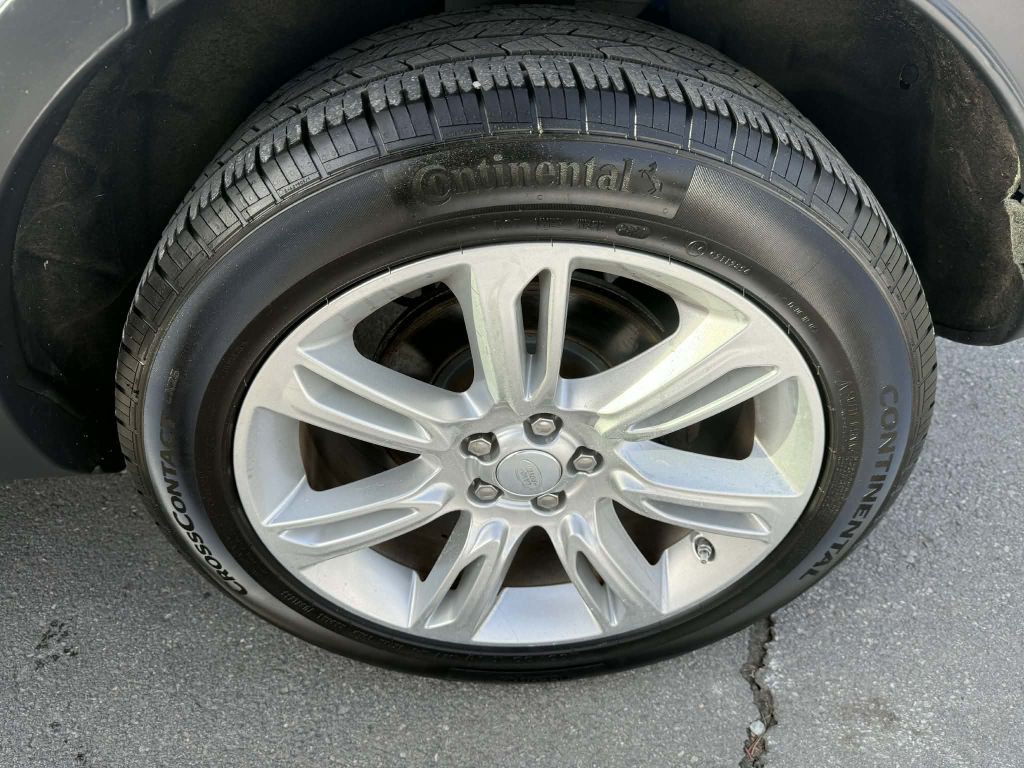 2016 Land Rover Range Rover Evoque Image 27