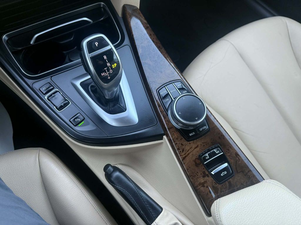 2018 BMW 4 Series Image 17