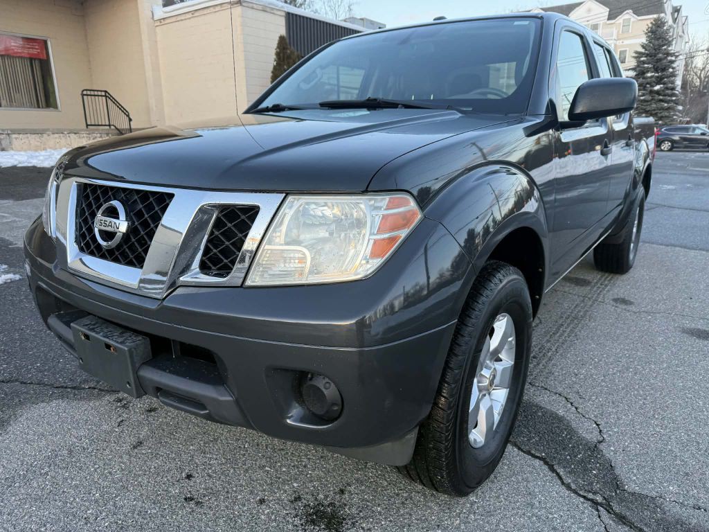 2013 Nissan Frontier Image 3