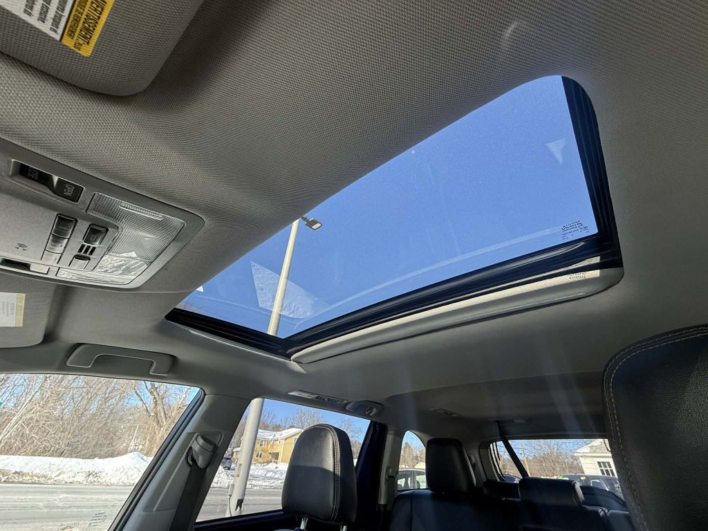 2019 Toyota Highlander Image 21