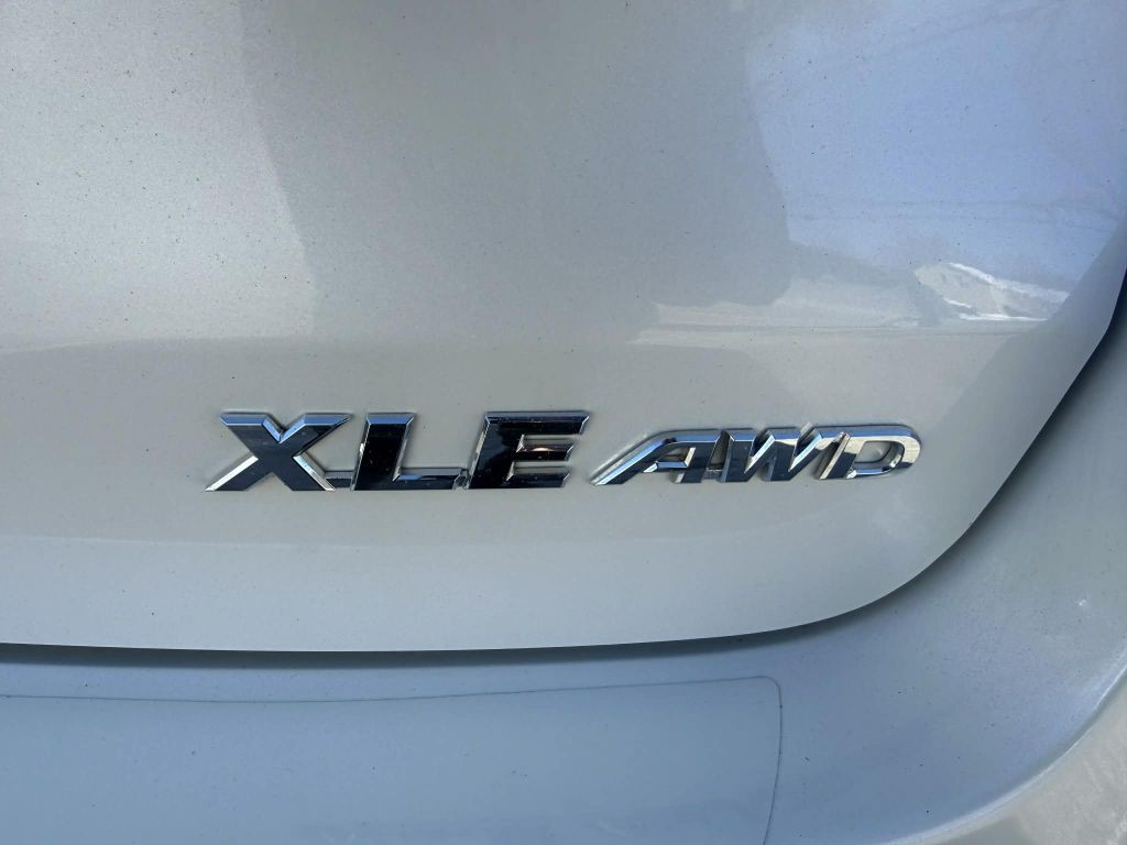 2019 Toyota Highlander Image 26