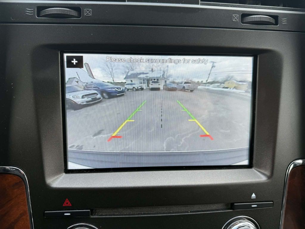 2017 Lincoln Navigator Image 16