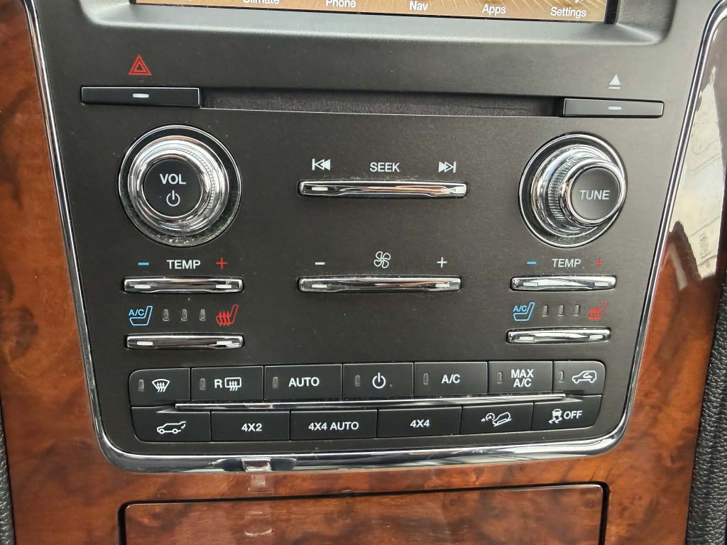 2017 Lincoln Navigator Image 18