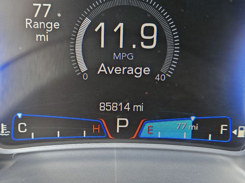 2015 Chrysler 300 Image 14