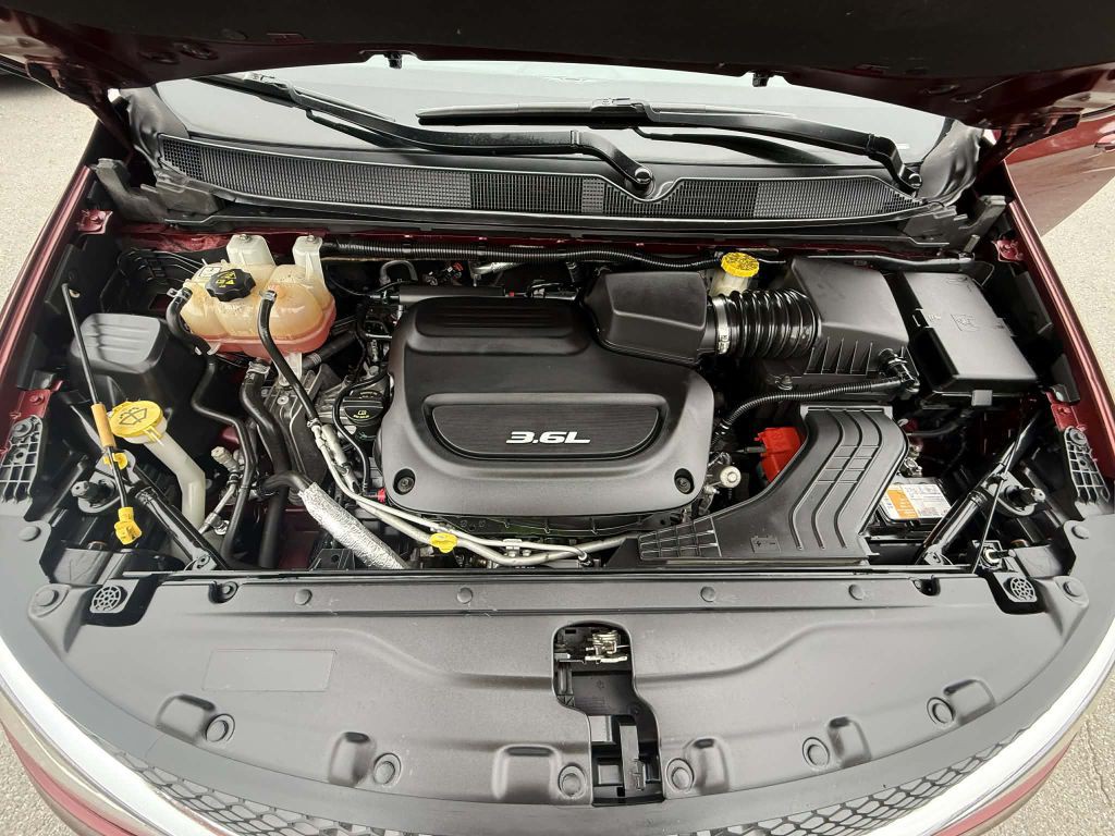 2017 Chrysler Pacifica Image 22