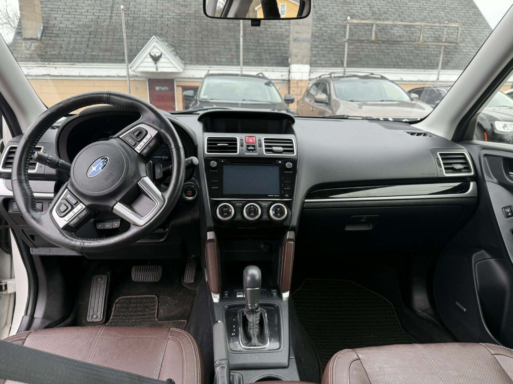 2018 Subaru Forester Image 11