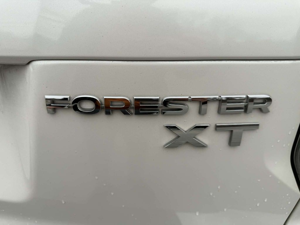 2018 Subaru Forester Image 21