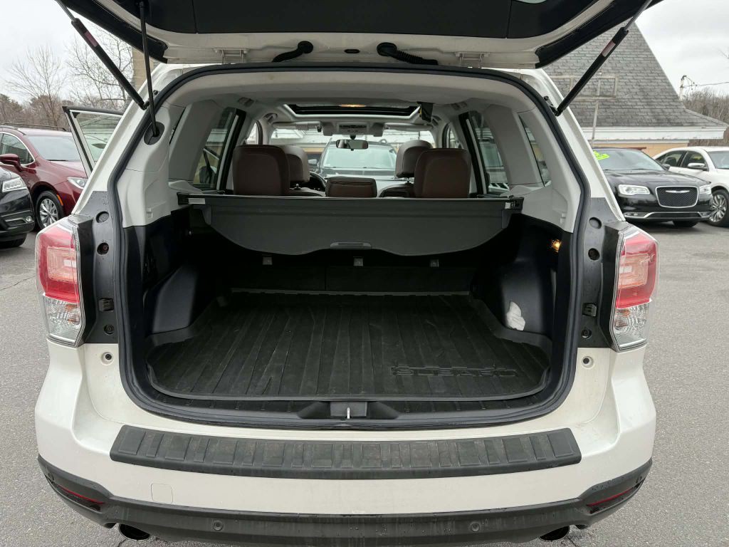 2018 Subaru Forester Image 22