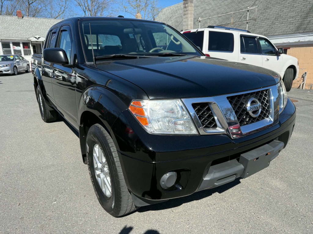 2015 Nissan Frontier Image 1