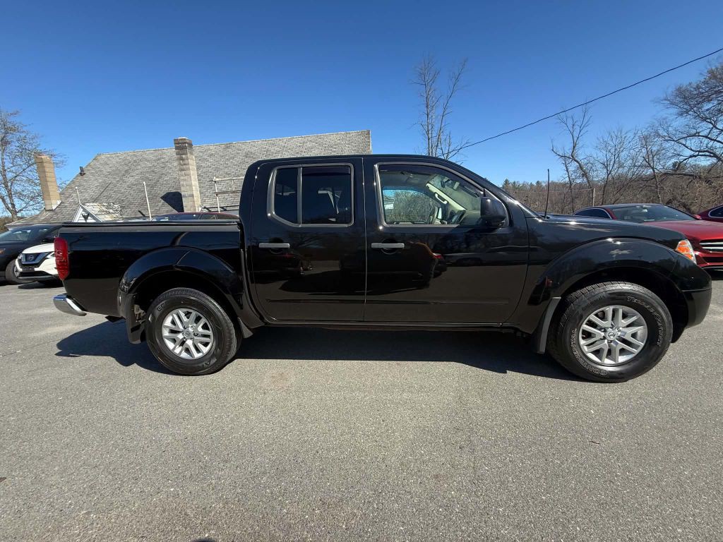 2015 Nissan Frontier Image 8