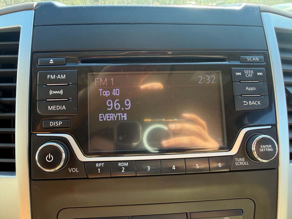 2015 Nissan Frontier Image 15