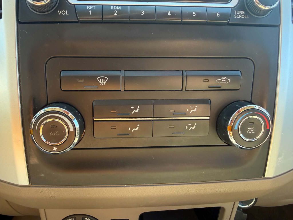 2015 Nissan Frontier Image 16