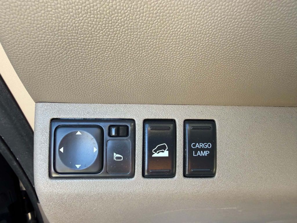 2015 Nissan Frontier Image 18