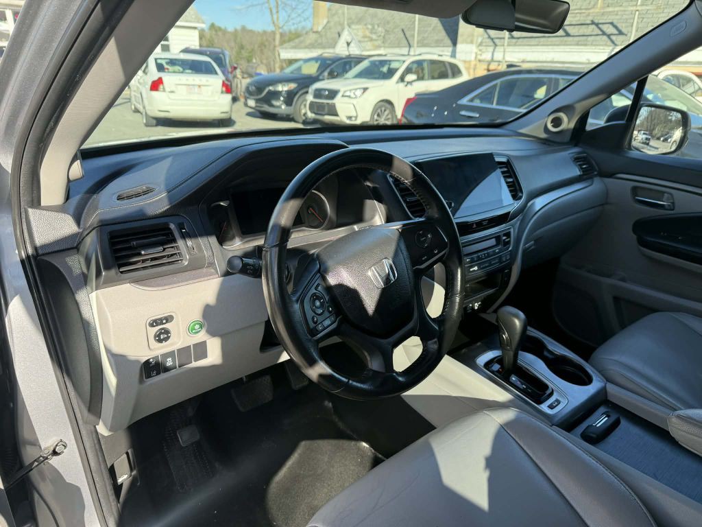 2020 Honda Pilot Image 10