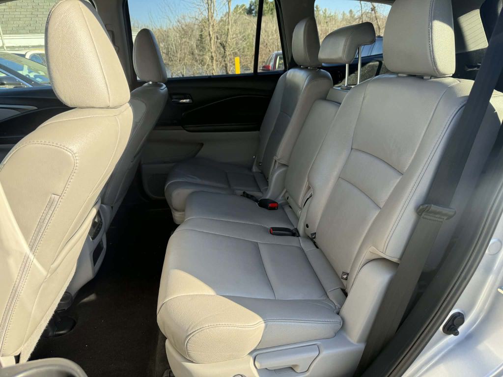 2020 Honda Pilot Image 11