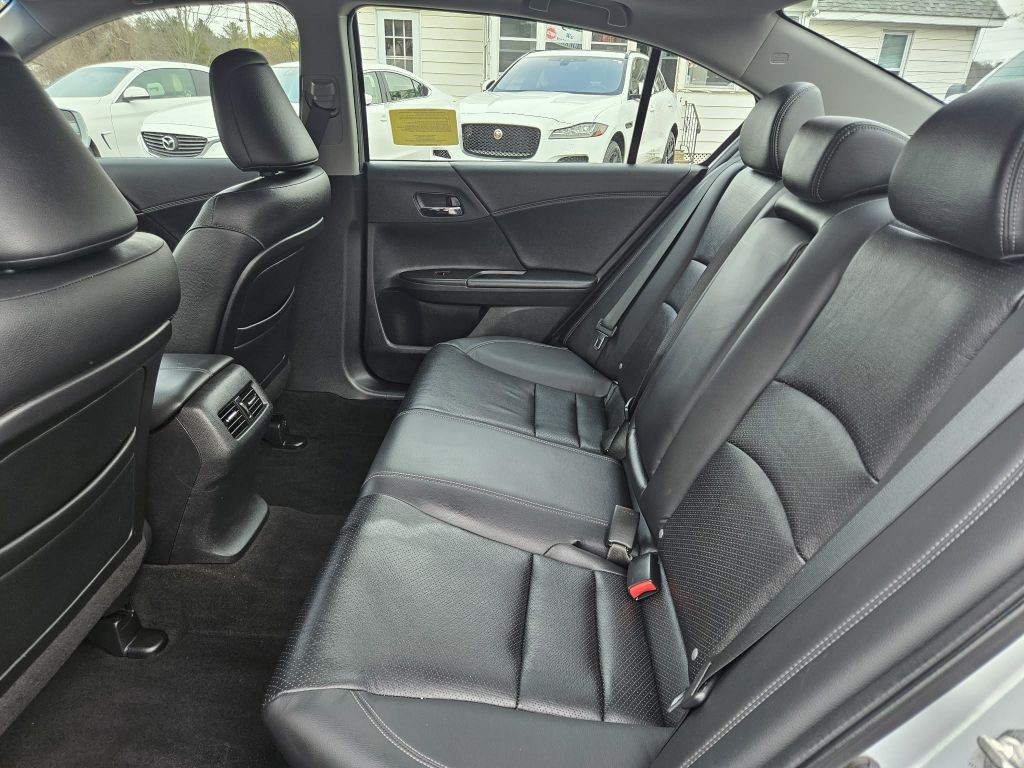 2013 Honda Accord Image 10
