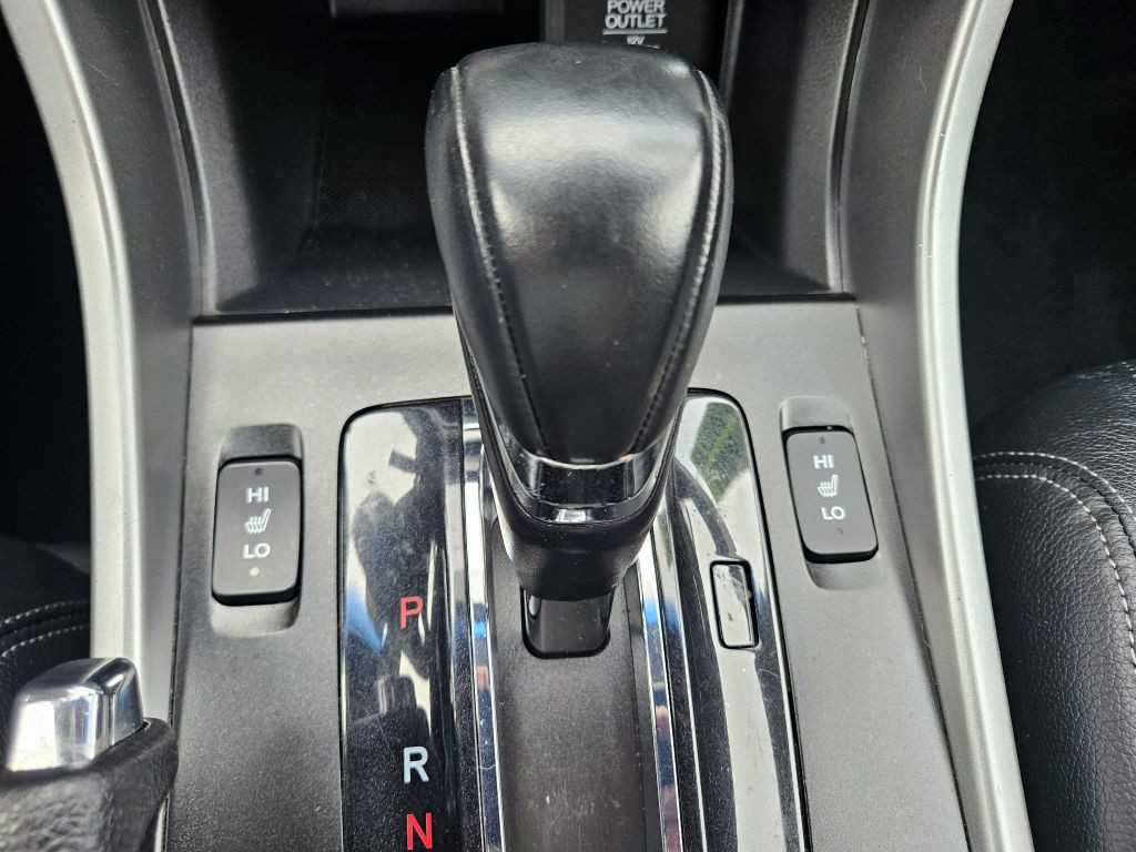 2013 Honda Accord Image 14