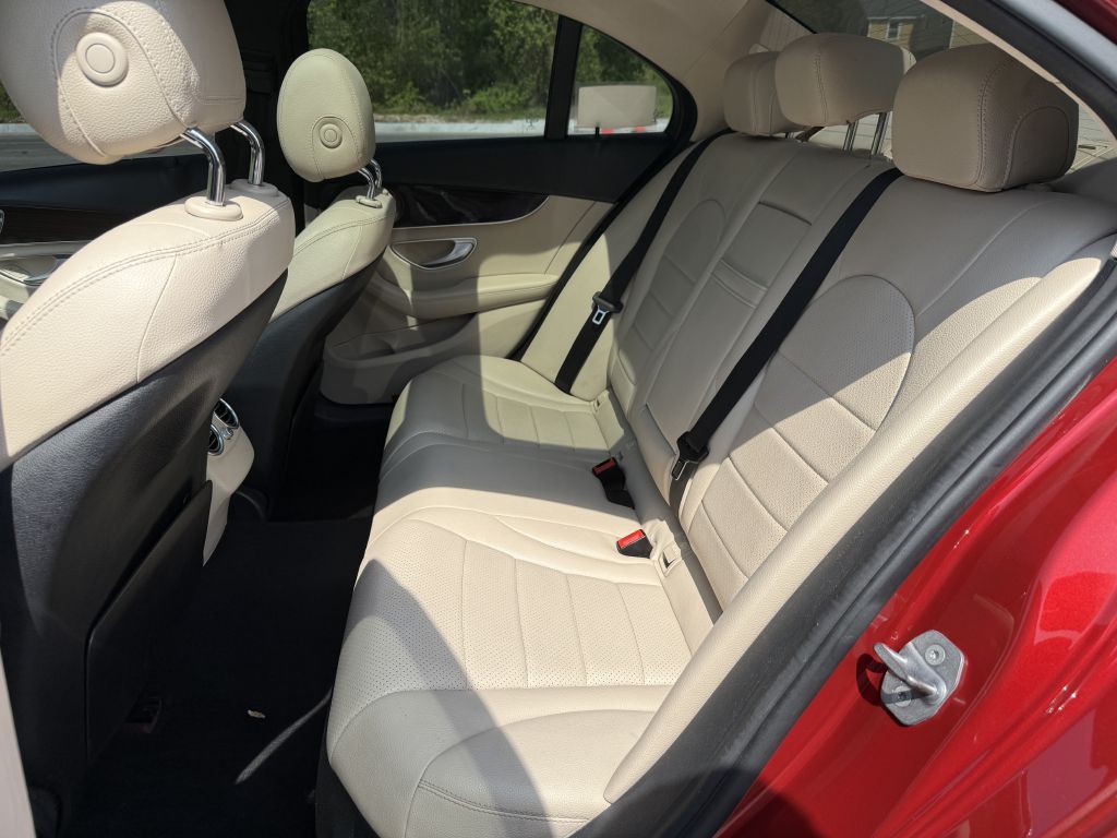 2018 Mercedes-Benz C-Class Image 11