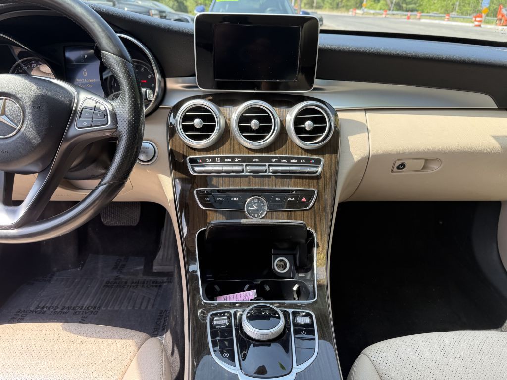 2018 Mercedes-Benz C-Class Image 14