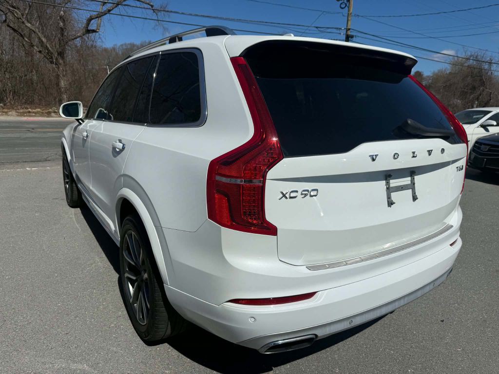 2019 Volvo XC90 Image 5