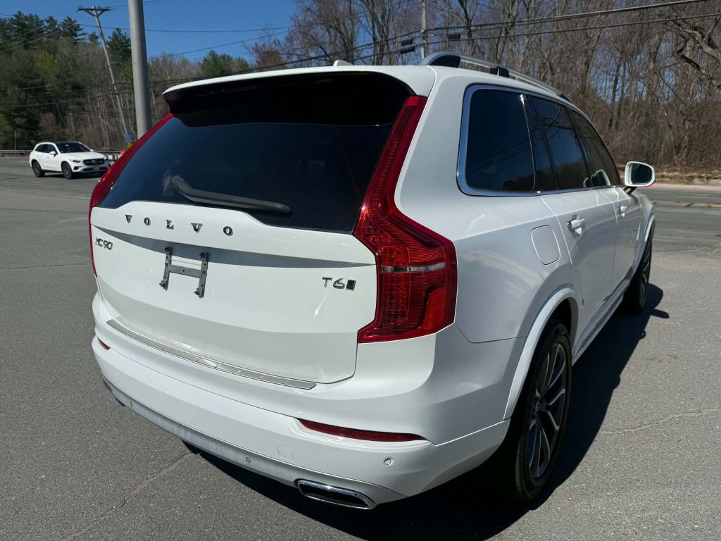 2019 Volvo XC90 Image 7