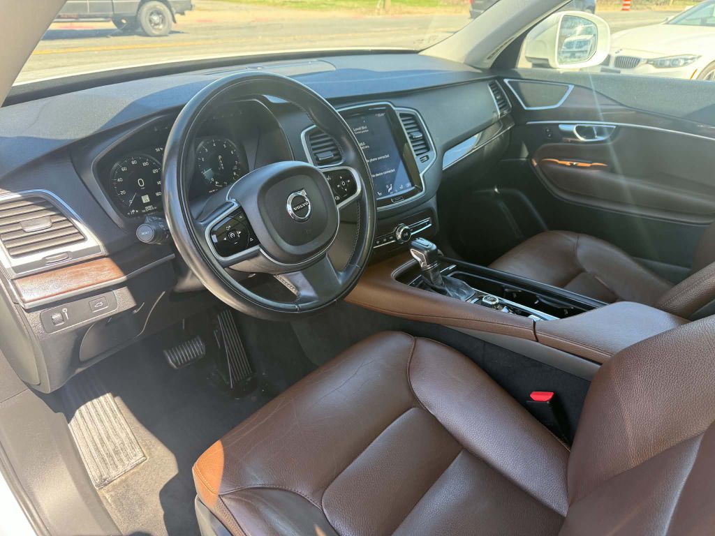 2019 Volvo XC90 Image 10