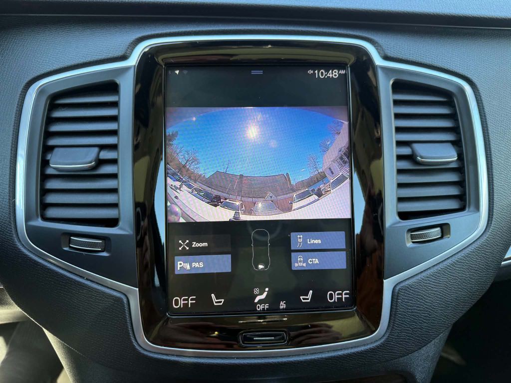 2019 Volvo XC90 Image 17