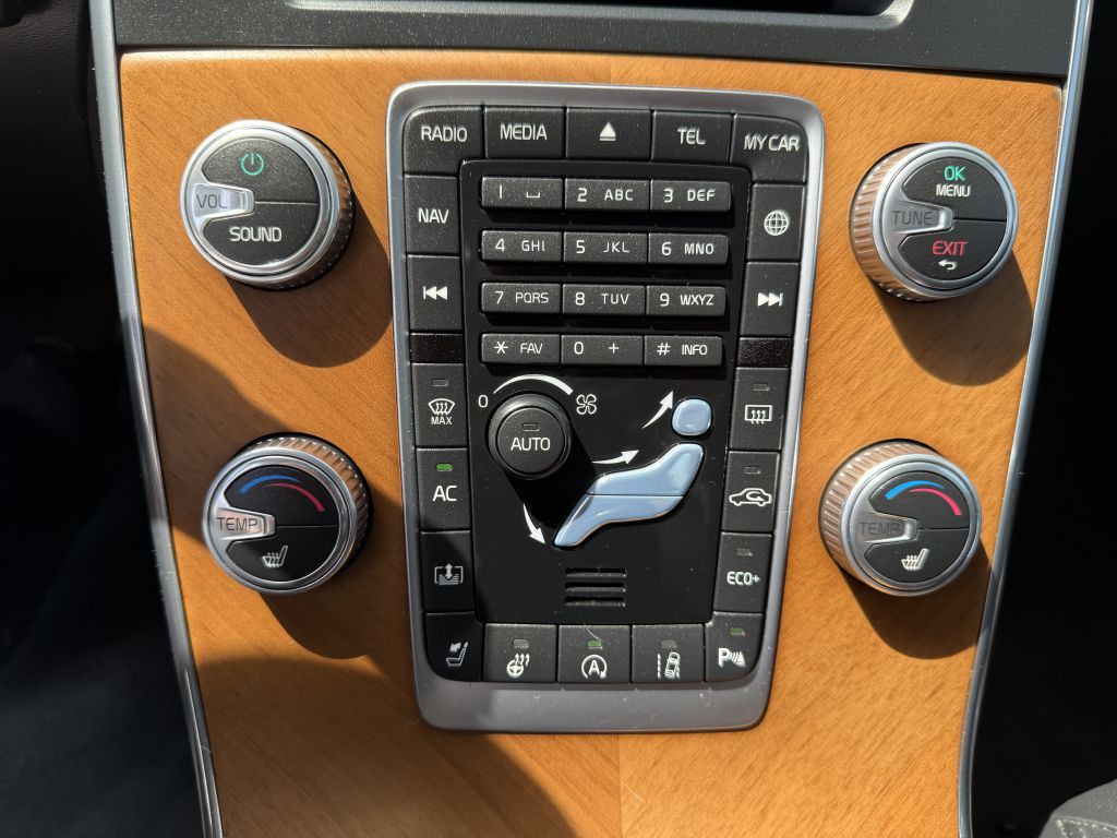 2017 Volvo S60 Image 15