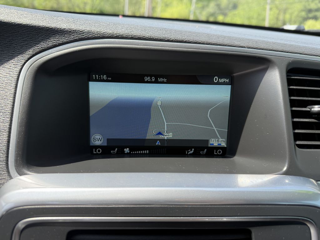 2017 Volvo S60 Image 17