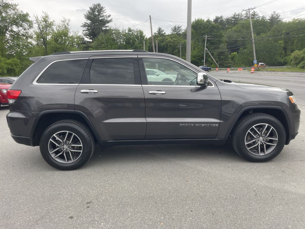 2017 Jeep Grand Cherokee Image 8