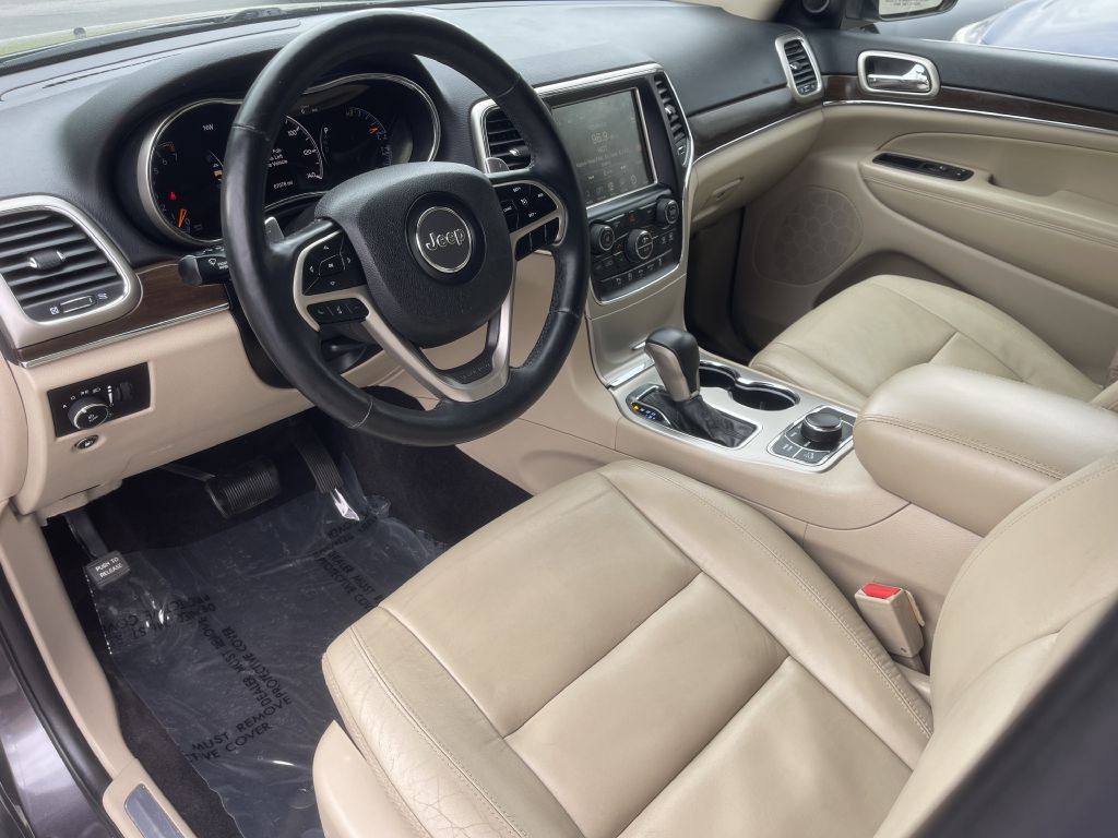 2017 Jeep Grand Cherokee Image 10