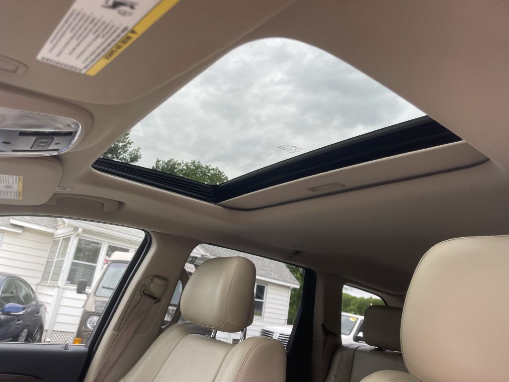 2017 Jeep Grand Cherokee Image 21