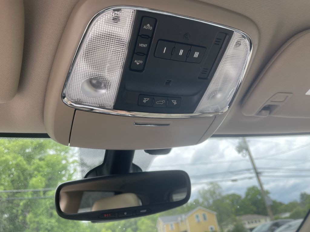 2017 Jeep Grand Cherokee Image 23