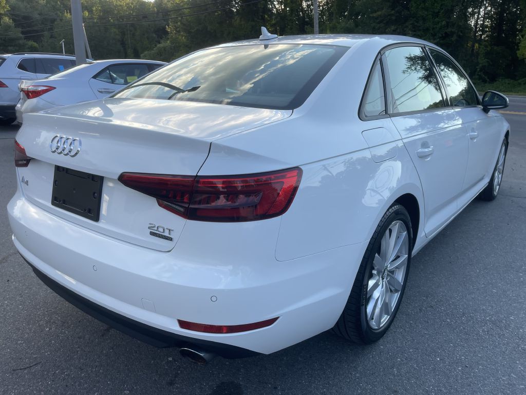 2017 Audi A4 Image 7