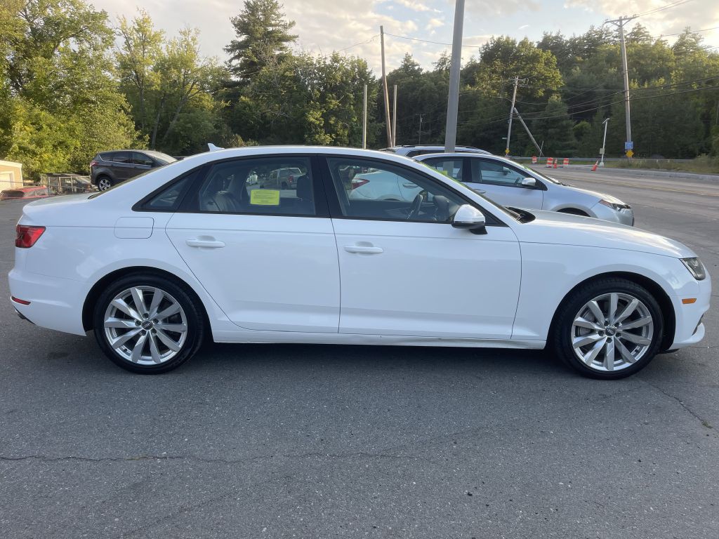 2017 Audi A4 Image 8
