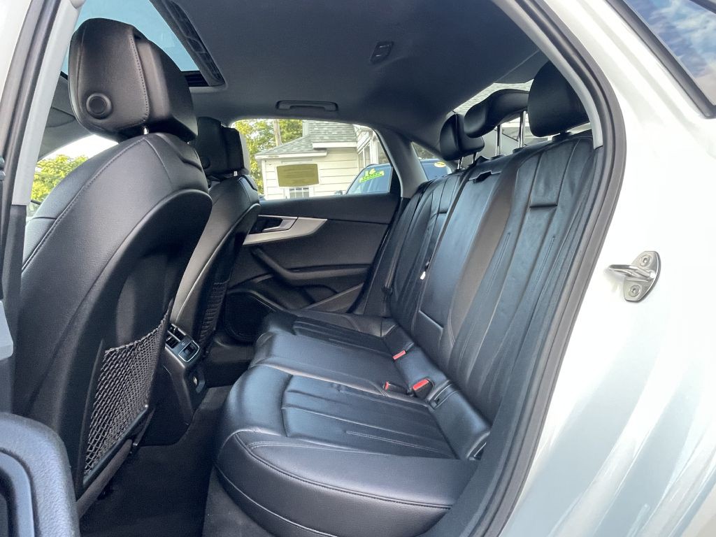 2017 Audi A4 Image 11
