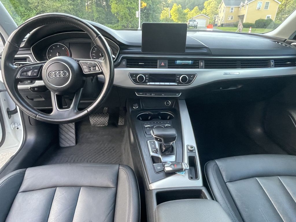 2017 Audi A4 Image 12