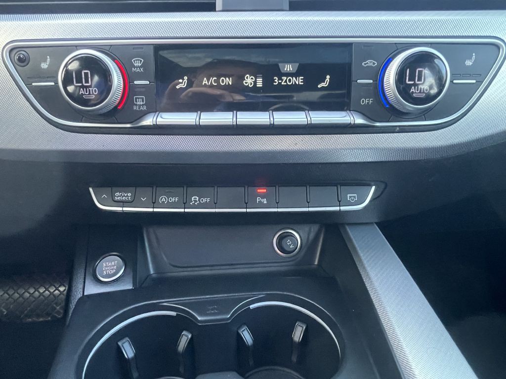 2017 Audi A4 Image 20
