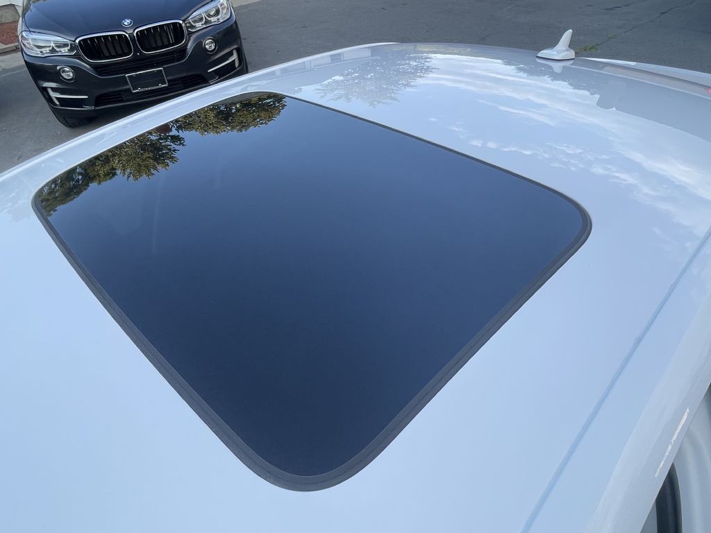 2017 Audi A4 Image 25
