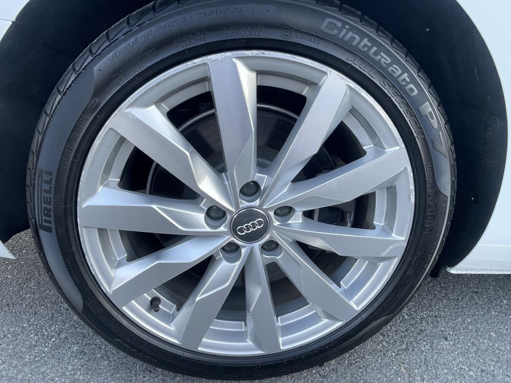 2017 Audi A4 Image 33