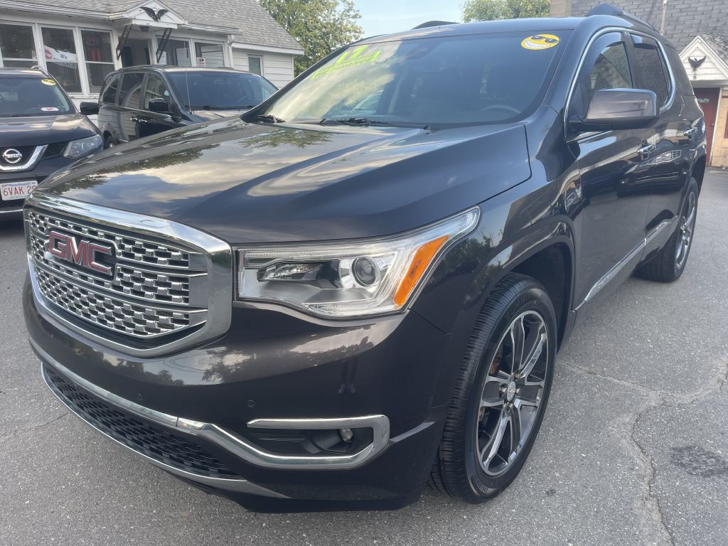 2017 GMC Acadia Image 3