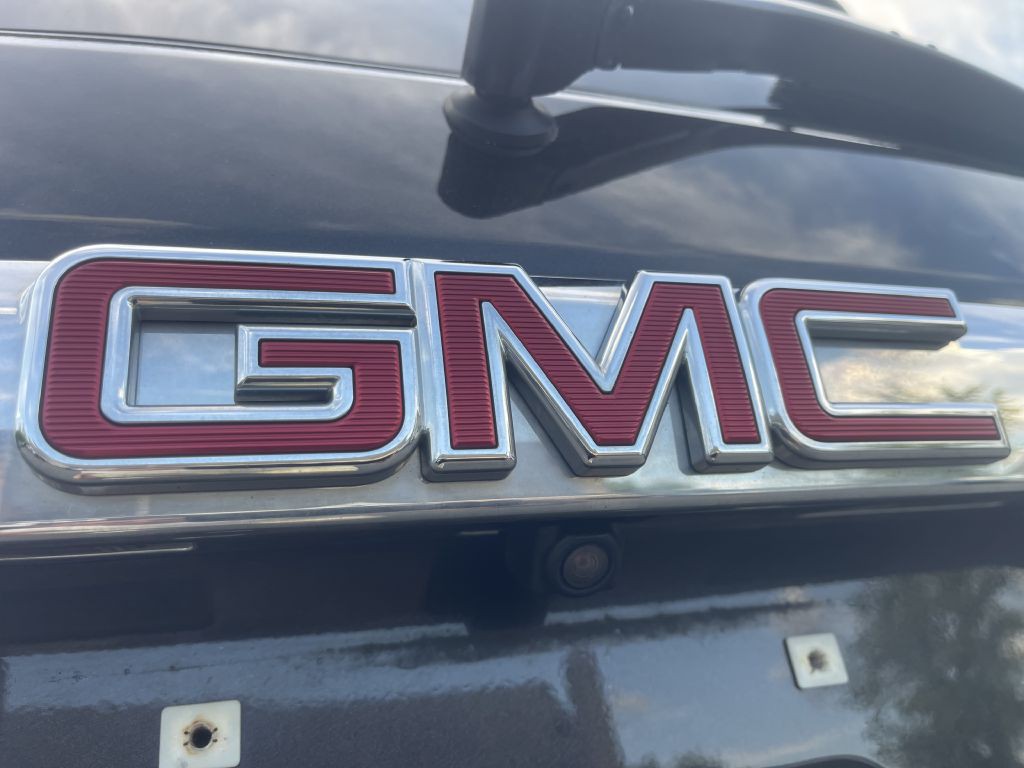2017 GMC Acadia Image 27