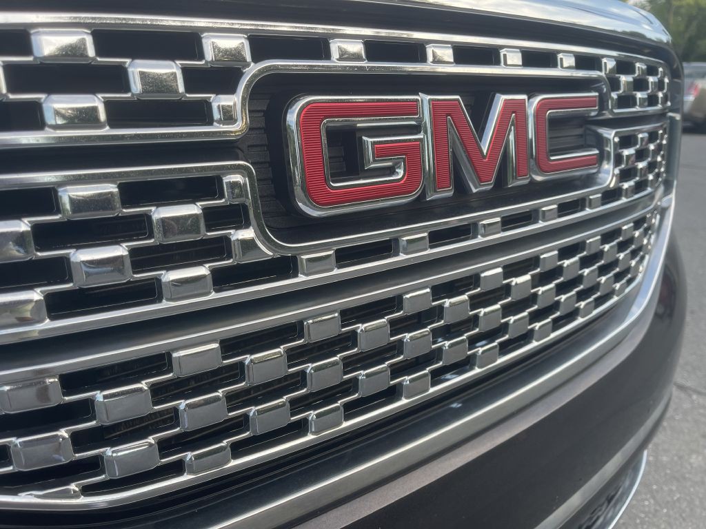 2017 GMC Acadia Image 30