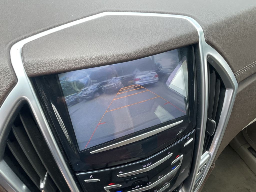 2015 Cadillac SRX Image 16