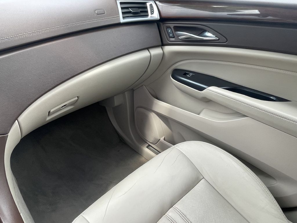 2015 Cadillac SRX Image 22