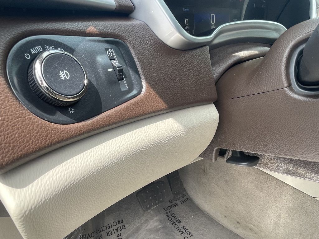2015 Cadillac SRX Image 23