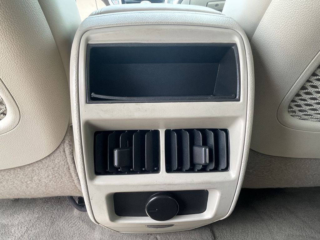 2015 Cadillac SRX Image 24